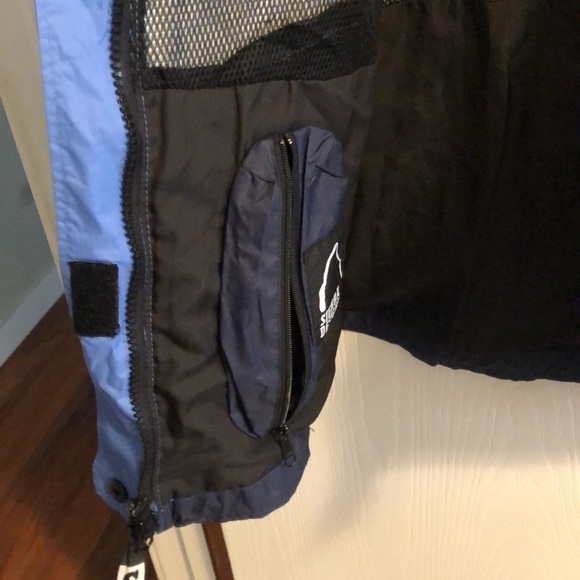 Retro Sierra Design rain coat - Picture 8 of 10